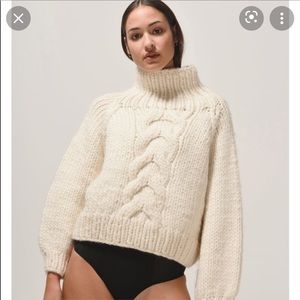 I love mr mittens cropped cable knit